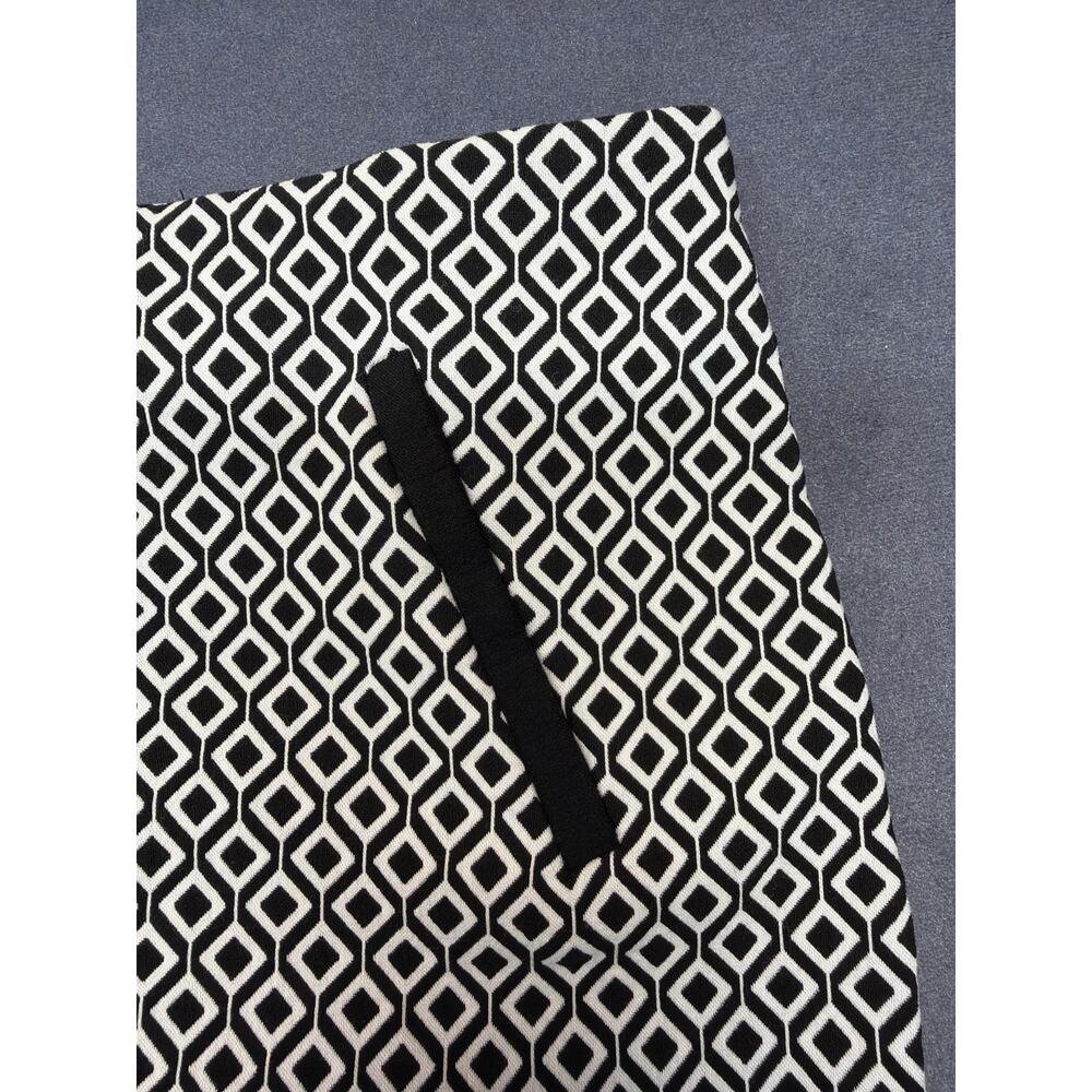 Mosaic & Co. Geometric Black & White Pencil Skirt Faux Pockets Size XL - Picture 2 of 10
